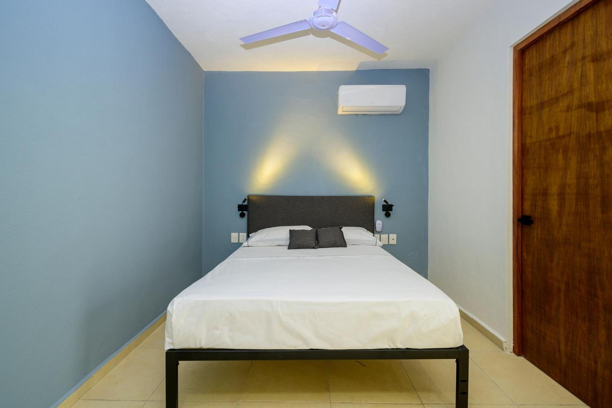 Hotel Paso Del Mar Playa Del Carmen Exterior photo